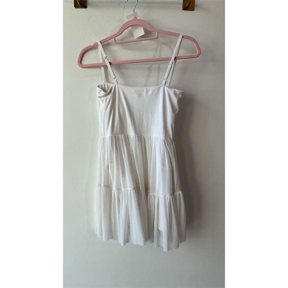558 . Blogilates Women's White Tiered Mini Dress Size S Square Neck - Picture 2 of 4